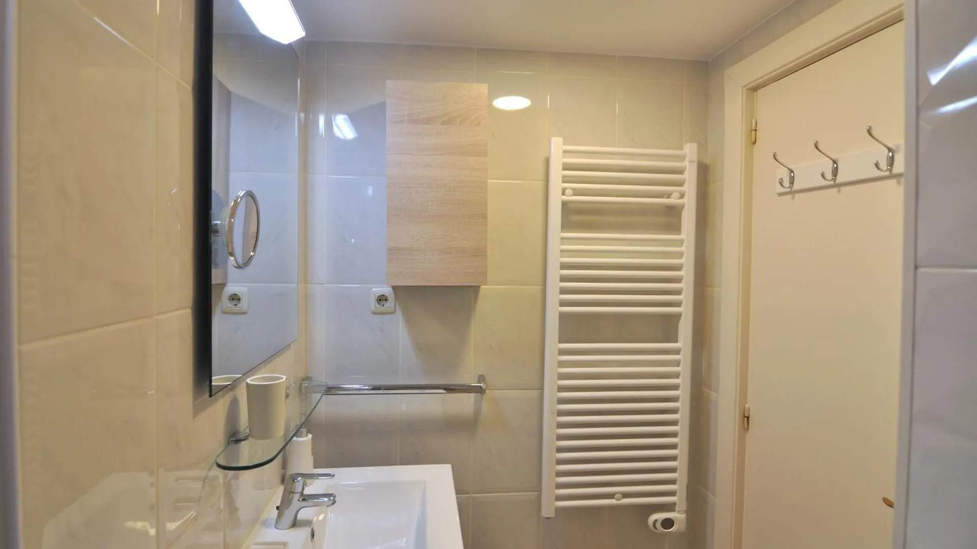 Rnet - Rhc 1613 Roses Holiday Center Apartment